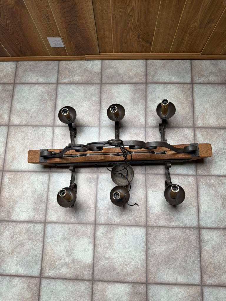 Lustre en chêne et fer forgé, Maison & Meubles, Enlèvement, Comme neuf