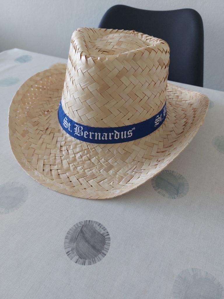 Chapeau Saint Bernard en osier, Collections, Marques de bière, Enlèvement ou Envoi, Neuf, Vêtements, Autres marques