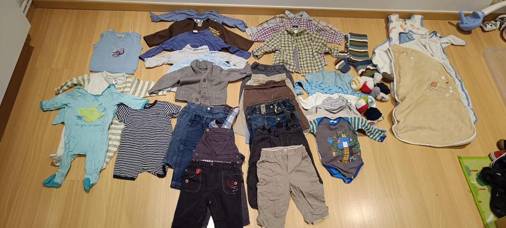 Lot de vetements bébé 6mois - 57 pièces, Enlèvement, Comme neuf