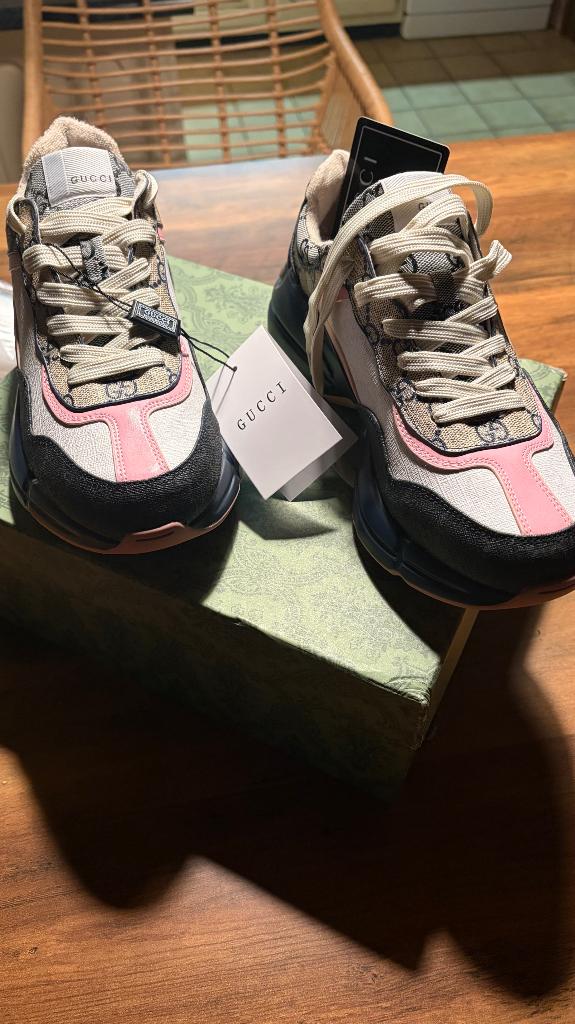 Nieuwe authentieke Gucci Rhyton GG damessneakers, Kleding | Dames, Gucci, Ophalen of Verzenden, Nieuw