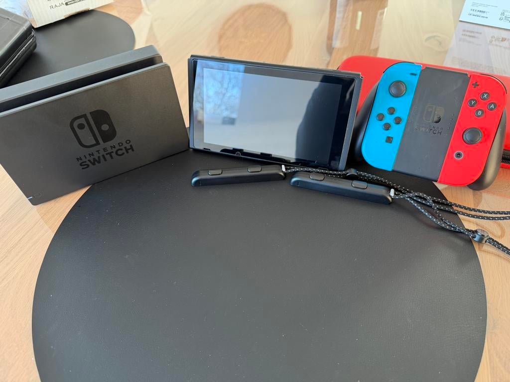 Nintendo switch met langere batterij, Enlèvement, Comme neuf