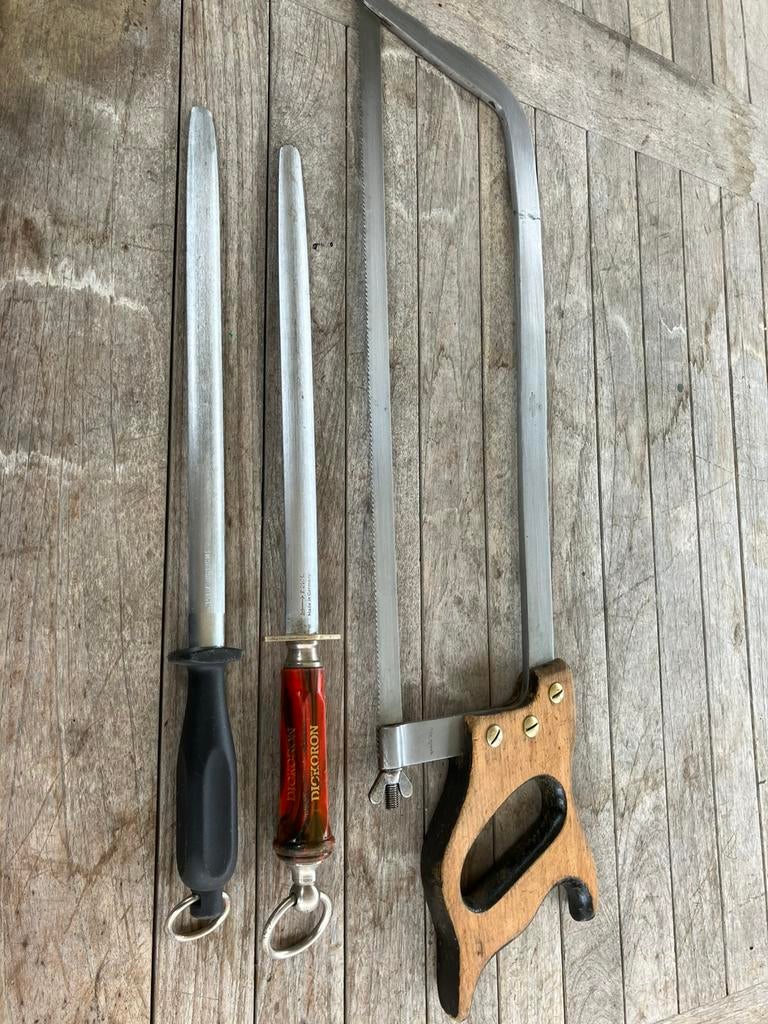 Vleeszaag en meswetter, Ophalen, Gebruikt