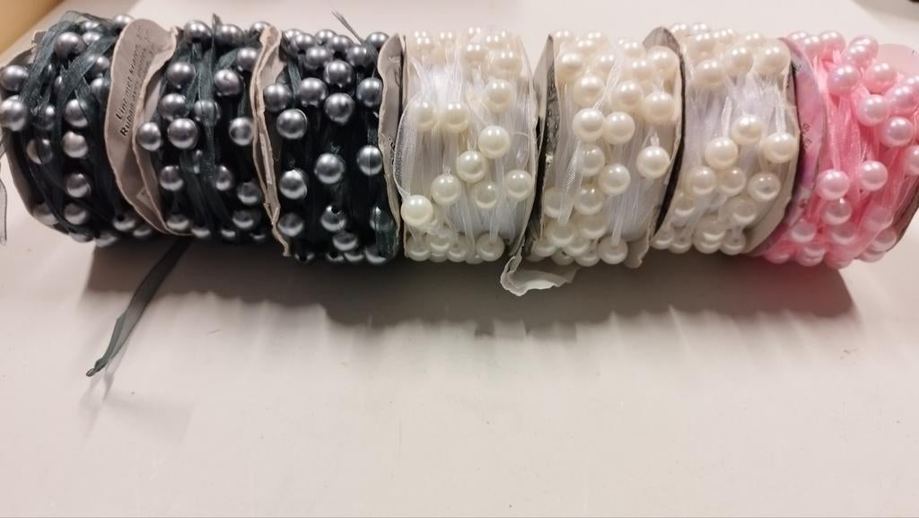 Lot 7 rubans guirlandes de perles déco table mariage baptême, Ophalen, Zo goed als nieuw, Versiering