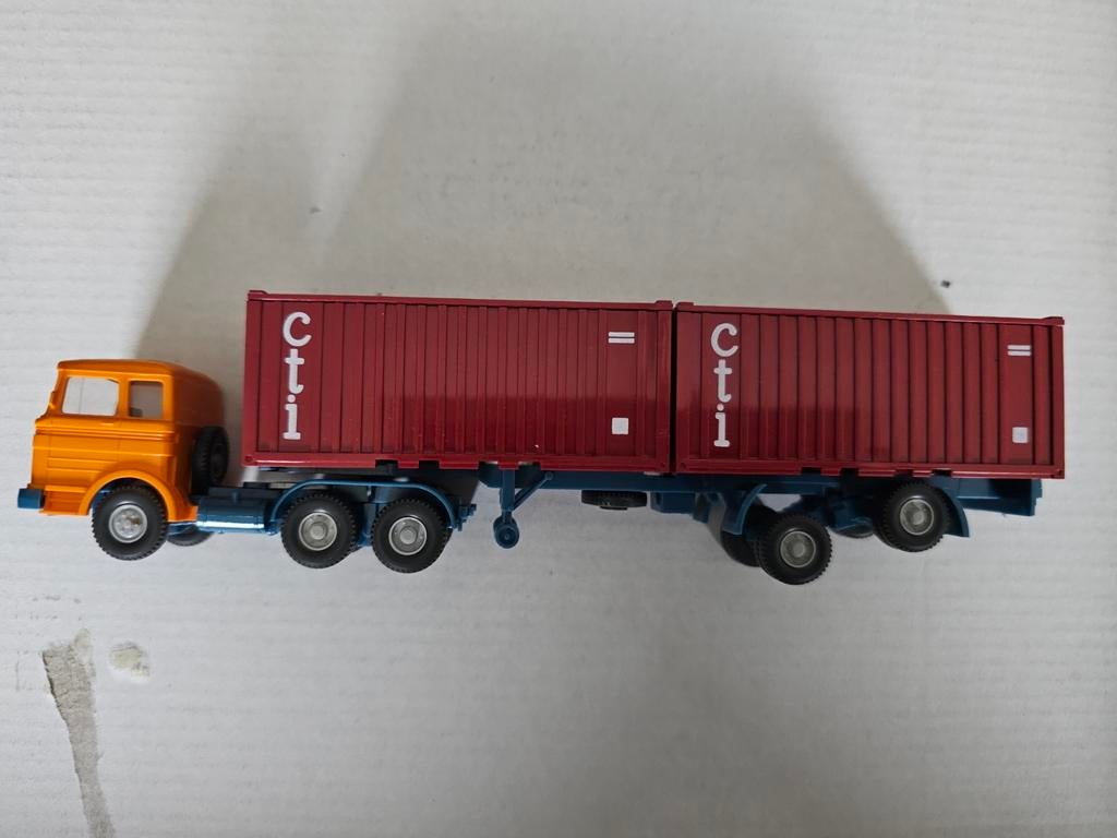 Miniatuuroplegger Mercedes Ho, Hobby en Vrije tijd, Verzenden