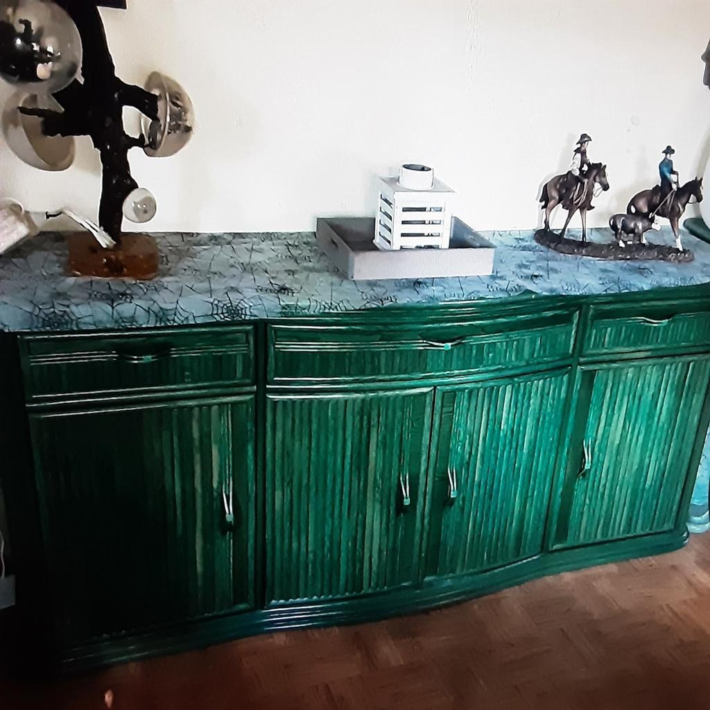 Mooie vintage Italiaanse dressoir, Huis en Inrichting, Ophalen, Met deur(en), 150 tot 200 cm, Zo goed als nieuw