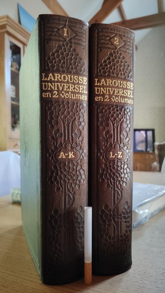 LAROUSSE UNIVERSEL et 2 volumes. 1922/23., Livres, Enlèvement ou Envoi, Comme neuf