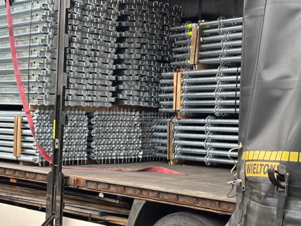 Matériel d’échafaudage compatible et homologué – bons prix, Bricolage & Construction, Enlèvement, Neuf