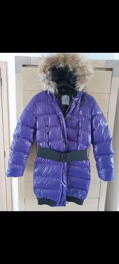 Moncler modieuze getailleerde paarse winter donsjas medium, Ophalen of Verzenden
