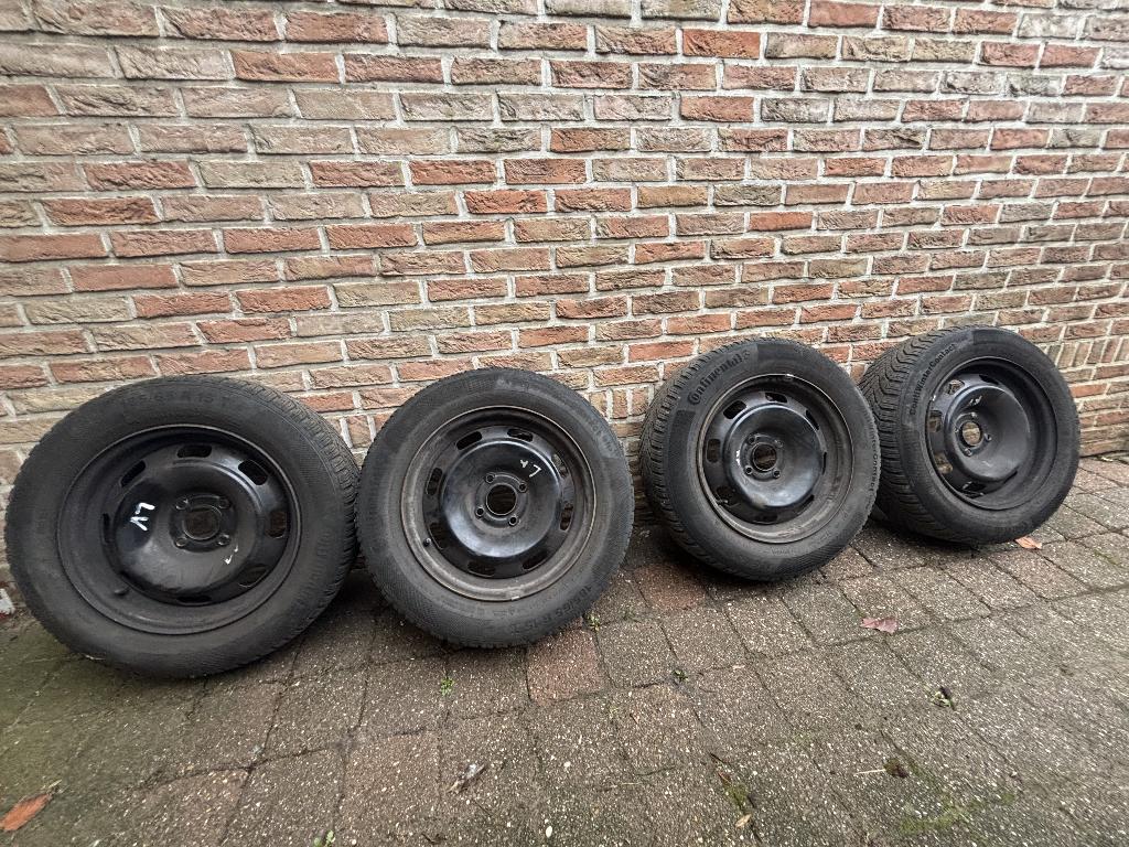 Winterbanden Continental TS850 + sneeuwkettingen 185/65, Ophalen, Gebruikt, 15 inch, Velg(en)