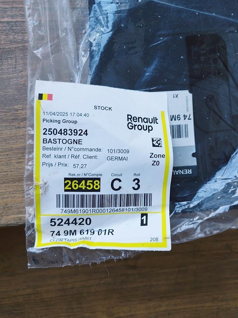 Tapis de voiture (Dacia Duster 3), Enlèvement, Neuf