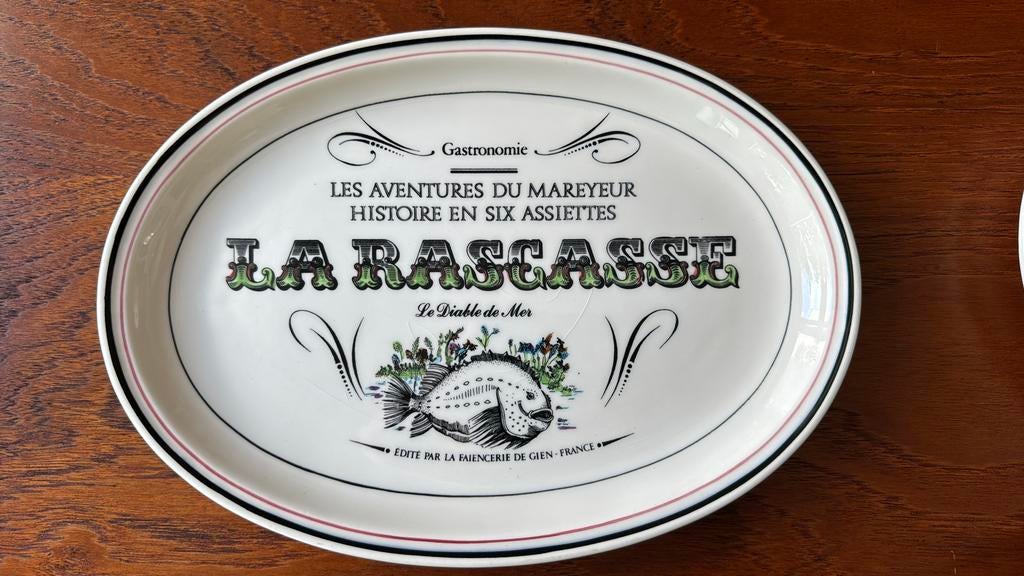 Gien. 6 borden.Le collectionneur. Les aventures du Mareyeur., Huis en Inrichting, Keuken | Servies, Ophalen, Zo goed als nieuw