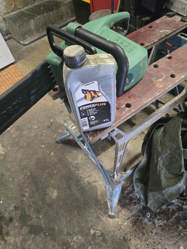 Tronçonneuse Bosch 3600Hbb100, Bricolage & Construction, Outillage | Scies mécaniques, Enlèvement, Tronçonneuse