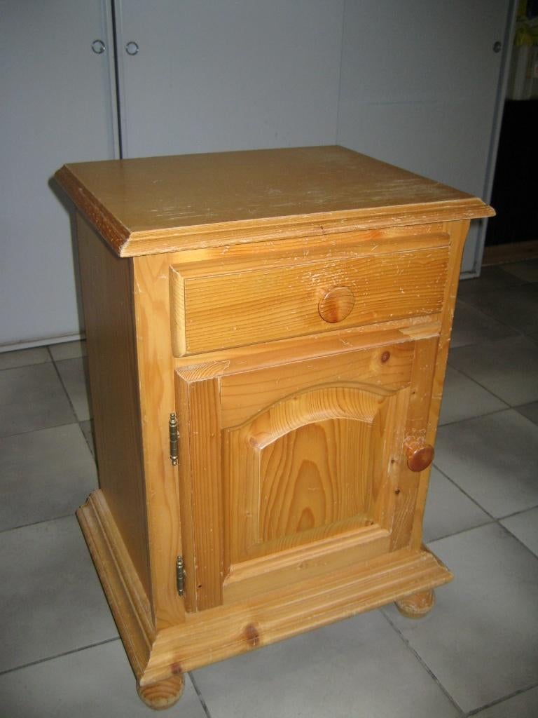 Nachtkastje Grenen, Huis en Inrichting, Ophalen, Gebruikt, 55 tot 70 cm, 45 tot 65 cm