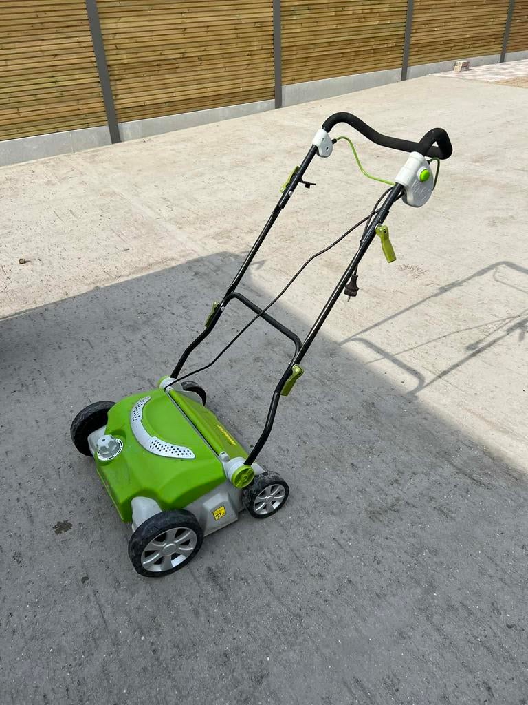 Central Park electische verticuteermachine, Tuin en Terras, Ophalen, Zo goed als nieuw