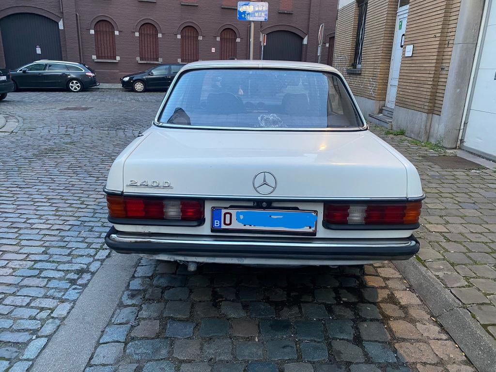 mercedes c200 oltimer 1983, Autos, Essai à domicile, Achat, Entreprise, Entretenue par le concessionnaire