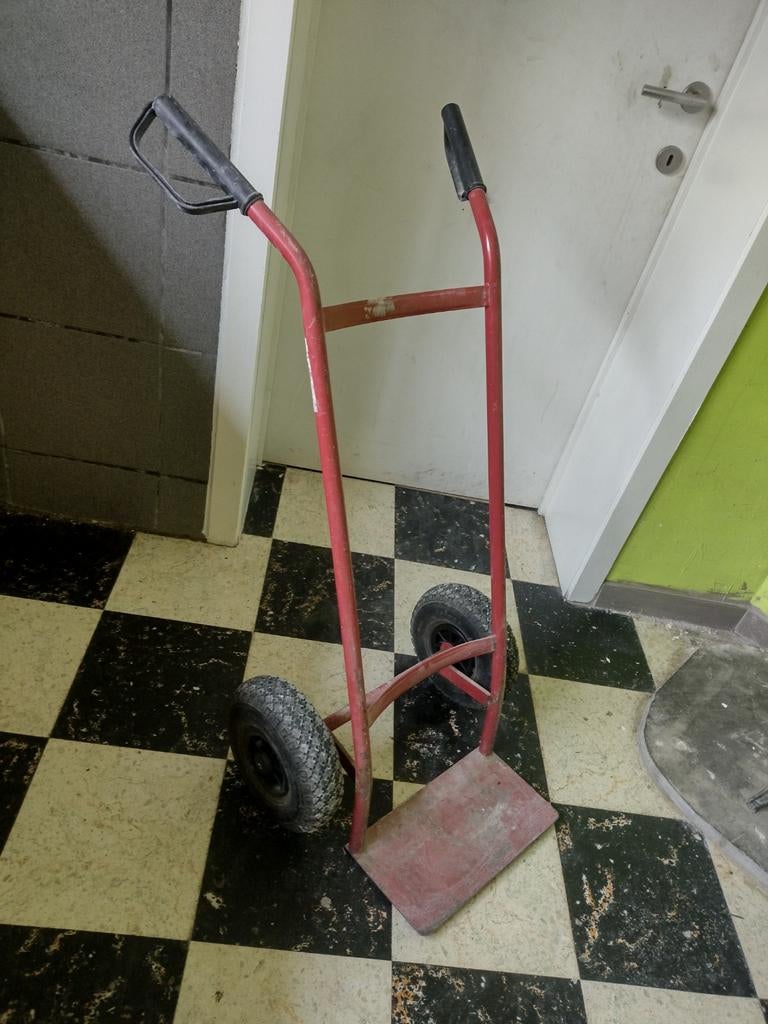 Camion à sacs, Enlèvement, Diable