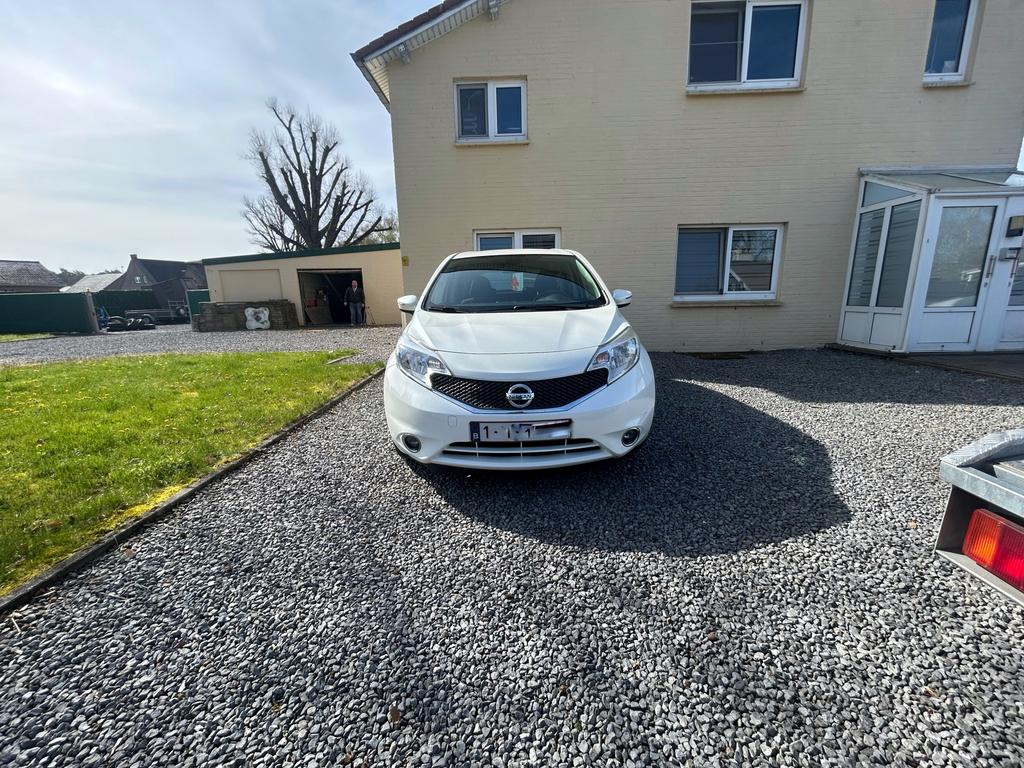 Nissan Note 1.5 dci 2015, Auto's, Nissan, Voorwielaandrijving, Euro 5, Stof, Zwart