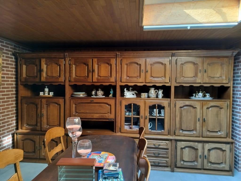 Zware eiken kast, 200euro, Ophalen