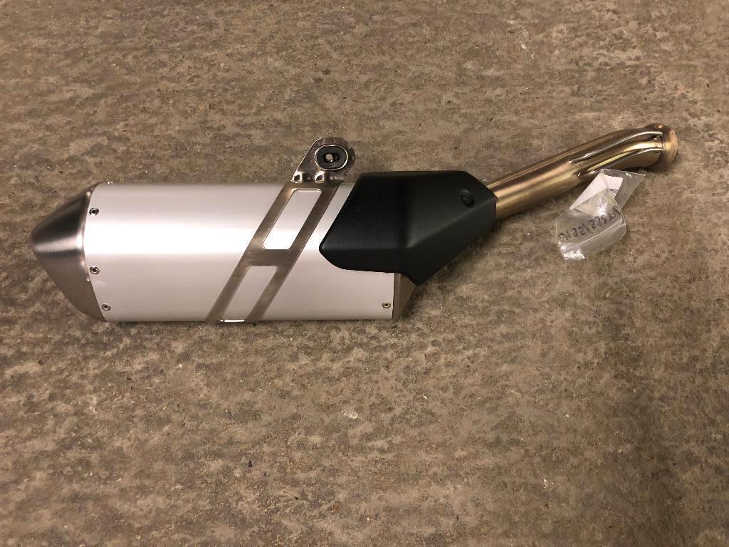 AANGEPASTE UITLAAT KTM 790/890, Enlèvement