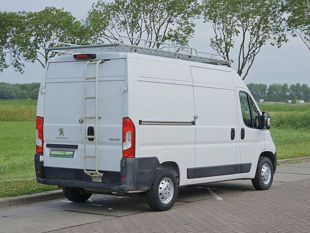 Peugeot BOXER 2.2 L2H2 Imperiaal Navi, Auto's, Bestelwagens en Lichte vracht, Wit, Bedrijf, Te koop, Cruise Control