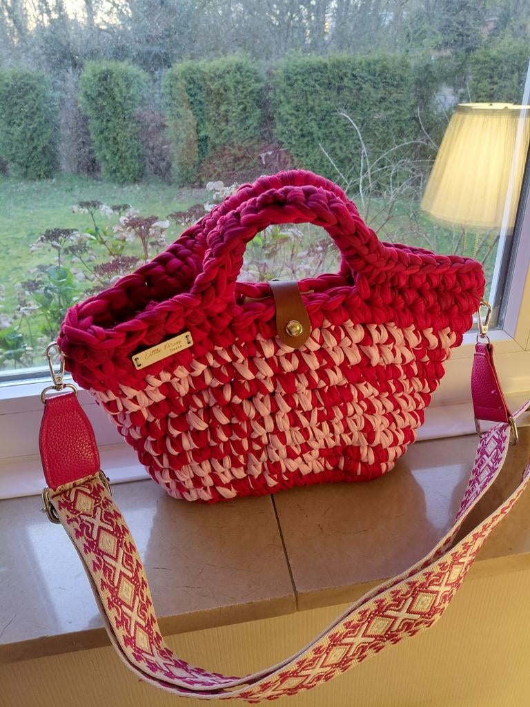Handgemaakte crochet tassen, Bijoux, Sacs & Beauté, Sacs | Sacs Femme, Enlèvement