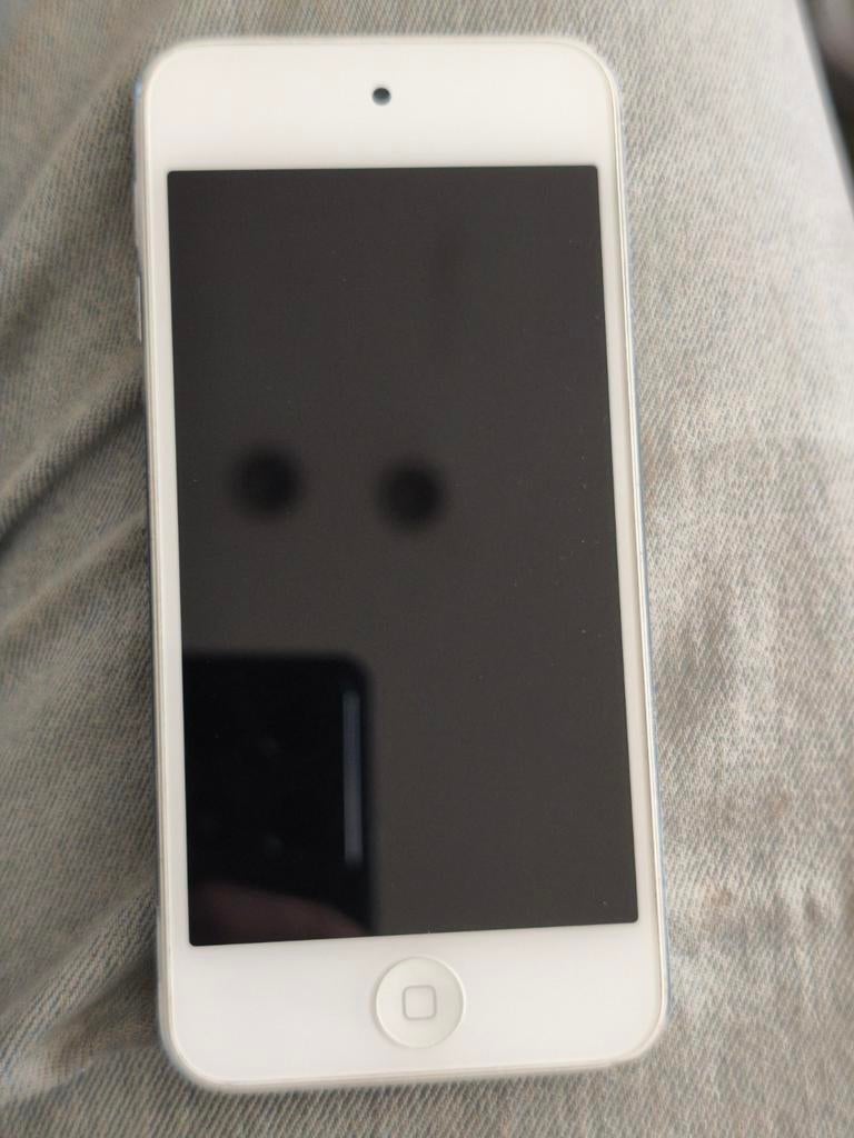 Apple Ipod touch 6de generatie 16gb perfecte staat en kabel, Audio, Tv en Foto, Mp3-spelers | Apple iPod, Ophalen, Touch