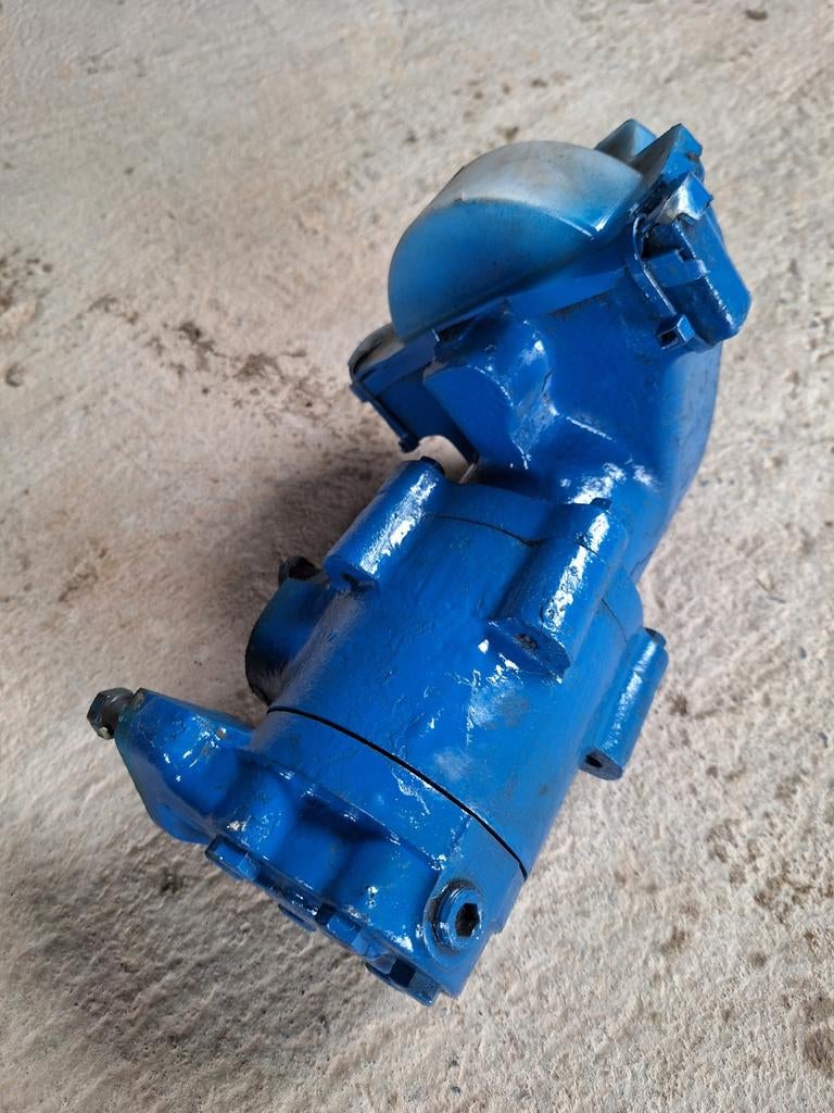 Pompe hydraulique Ford 3000, Articles professionnels, Enlèvement