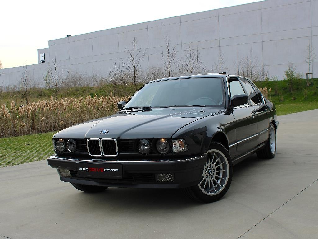 ✅Bmw 735i E32 Oldtimer * Open dak * leder * Cruise Control, Auto's, BMW, Automaat, Achterwielaandrijving, Open dak, Leder