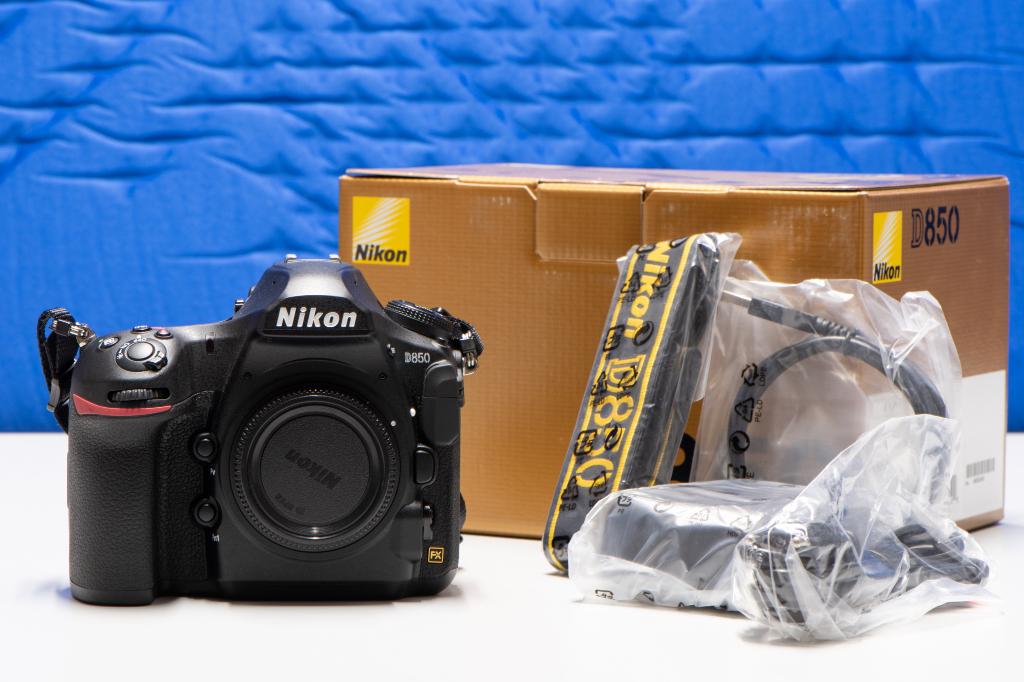 Topmateriaal fotografie Nikon, Gitzo, ThinkTank, Pelicase, …, Ophalen, Spiegelreflex, 46 Megapixel, Zo goed als nieuw