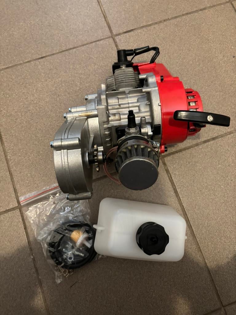 Pocketbike motor nieuw, Ophalen, Zo goed als nieuw