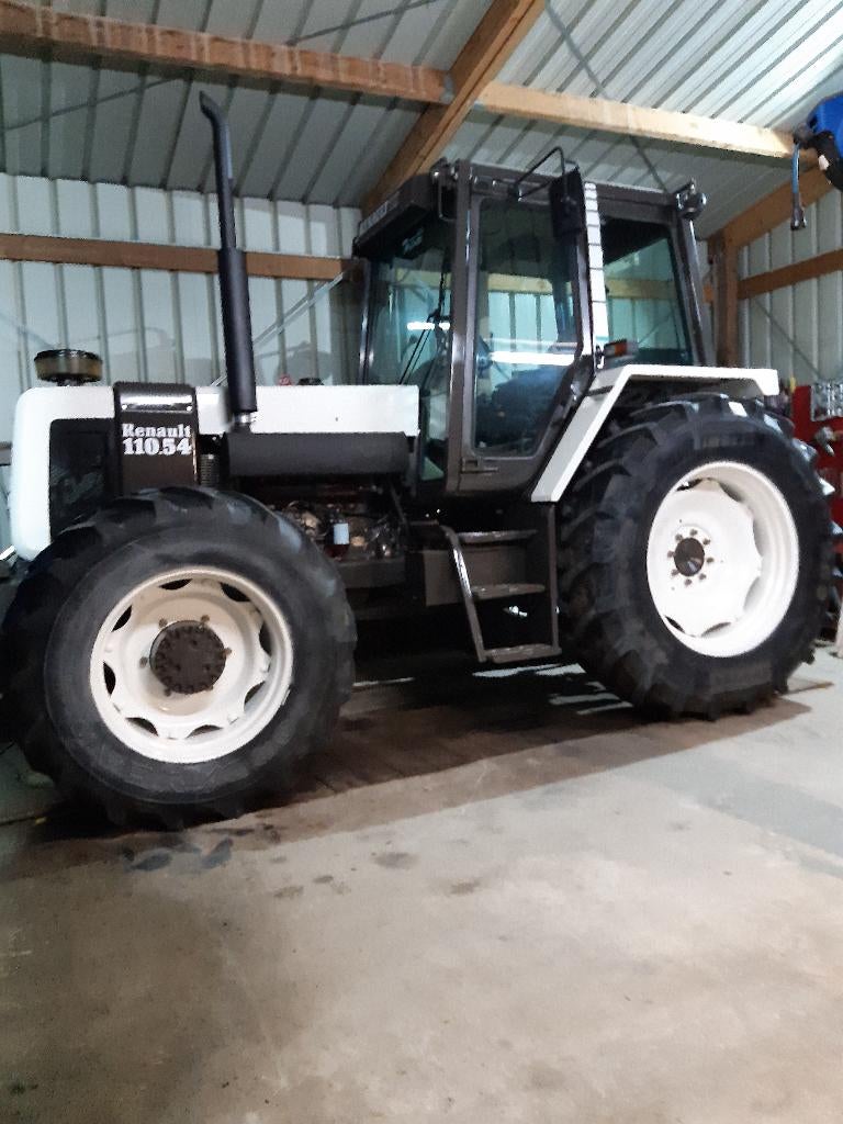 TE KOOP RENAULT 110-54, Zakelijke goederen, Landbouw | Tractoren, Ophalen, 80 tot 120 Pk, Gebruikt, Renault