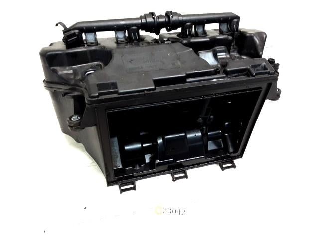 S1000RR 2012 - 2014 BMW Airbox D1-47186