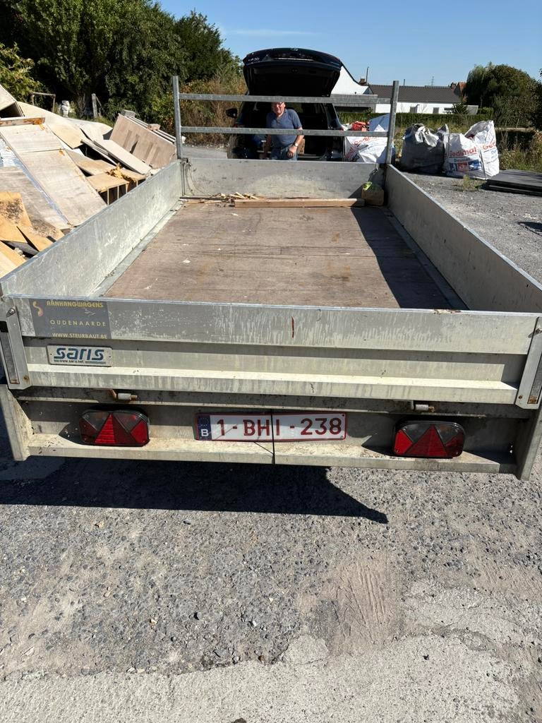 Aanhangwagen saris geremd 2000kg, Auto diversen, Aanhangers en Bagagewagens, Ophalen, Gebruikt