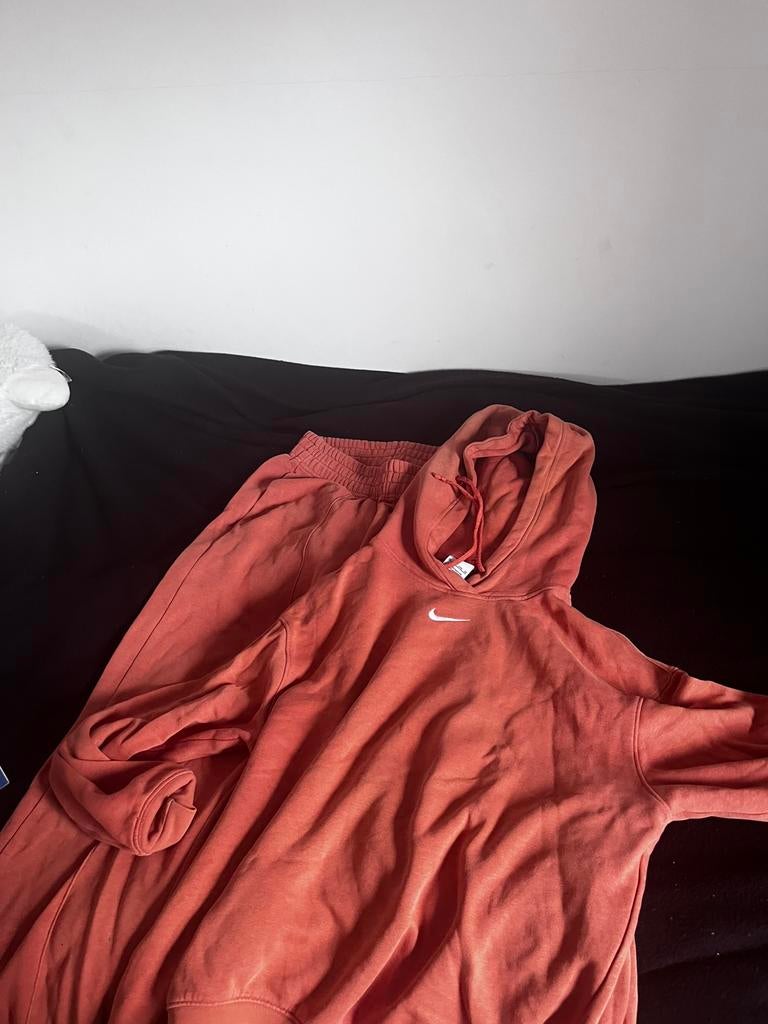 Nike trainingspak, Ophalen, Gedragen, Maat 36 (S), Oranje