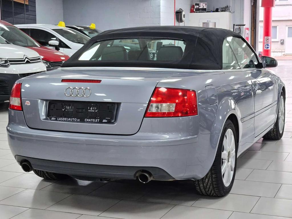 Audi A4 Cabriolet 1.8i Turbo S Line Cuir Chauffants Radio, Autos, Audi, Cuir, Argent ou Gris, Achat, Entreprise