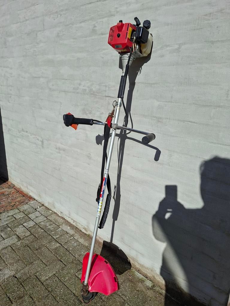 Bosmaaier, kantenmaaier, made in Japan, Tuin en Terras, Ophalen, Benzine