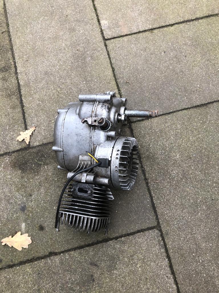 À vendre : Bloc moteur Kreidler/fonctionnement inconnu, Vélos & Vélomoteurs, Enlèvement ou Envoi, Utilisé, Bloc