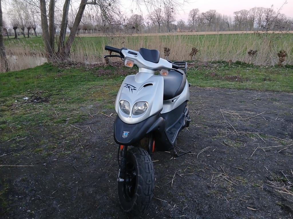 Peugot tkr 70cc, Vélos & Vélomoteurs, Scooters | Yamaha, Enlèvement
