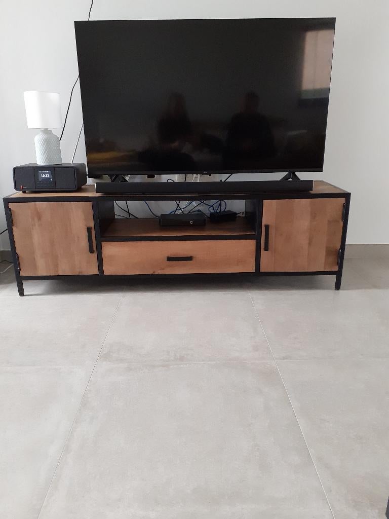 TV meubel, Ophalen, Zo goed als nieuw, Metaal, Mangohout en metaal
