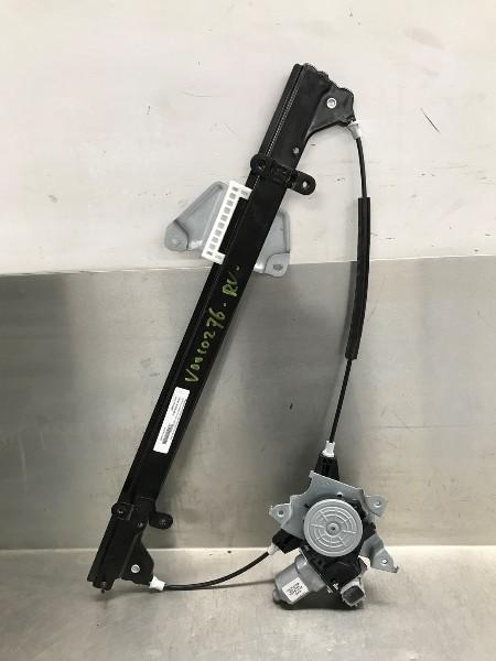 RAAMMECHANIEK RECHTS VOOR Nissan NV 200 (M20M) (01-2010/-), Gebruikt, Nissan