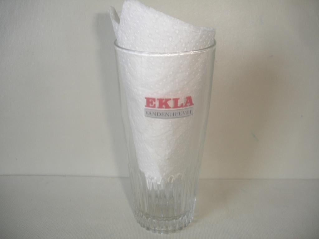 Bierglas Ekla Vandenheuvel, ribbel, 25cl, Collections, Marques de bière, Enlèvement ou Envoi, Comme neuf, Verre ou Verres, Autres marques