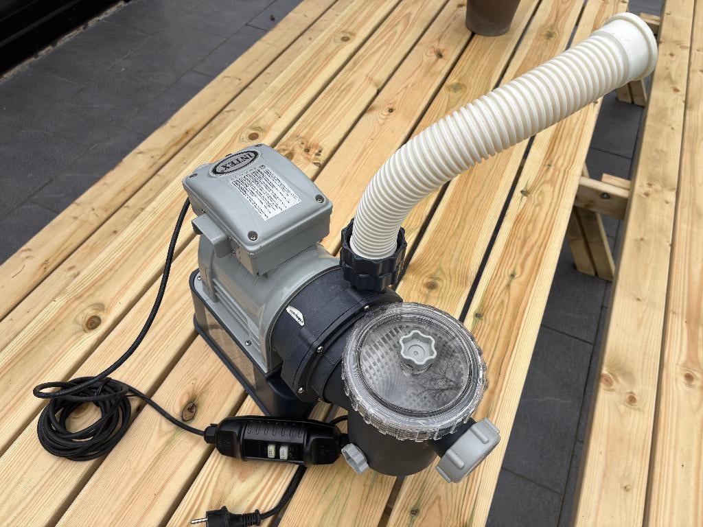Zandfilterpomp Intex SF80220RC-1, Ophalen, Gebruikt, Zwembadpomp