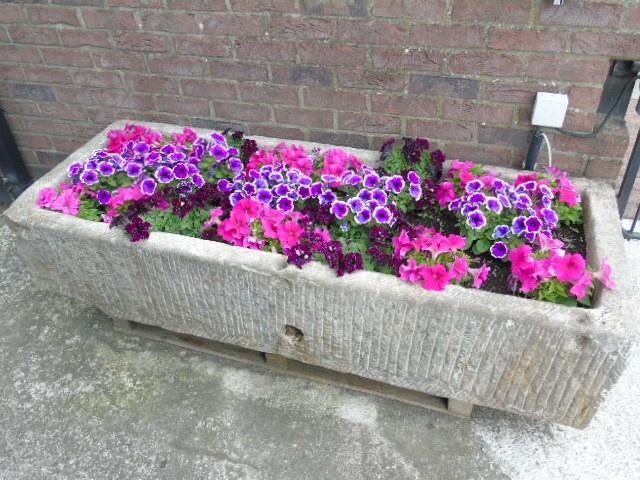 bac ou auge en pierre bleu , jardinière , grand choix !!, Pierre, 30 à 60 cm, Enlèvement, Utilisé