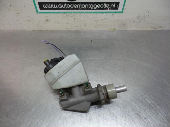 Hoofdremcilinder van een Nissan Kubistar (Kubistar 03-), Auto-onderdelen, Gebruikt, -, -, Ophalen of Verzenden