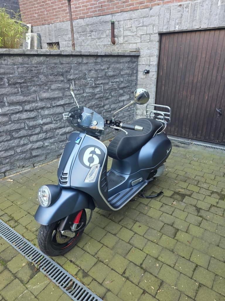 Vespa sei giorni prête à immatriculer, Ophalen, Overige modellen, 300 cc, Zo goed als nieuw
