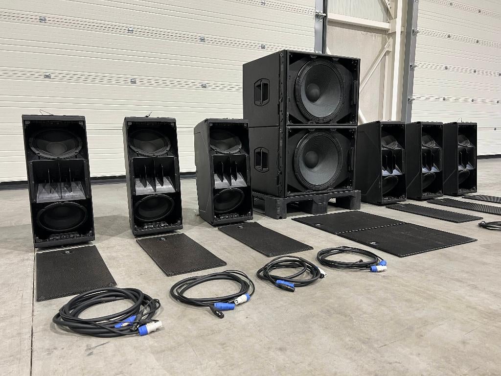 RCF Powered: 6x HDL 20-A line array + 2x HDL 18-AS sub, Audio, Tv en Foto, Luidsprekerboxen, Overige merken, Gebruikt, Ophalen of Verzenden