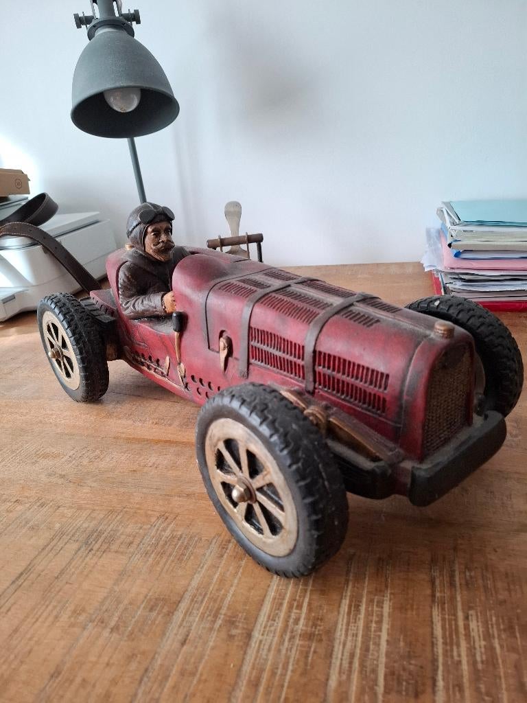 Bugatti Racewagen Bordeaux 52CM zeldzaam, Hobby & Loisirs créatifs, Modélisme | Voitures & Véhicules, Enlèvement, Utilisé, 1:50 ou moins