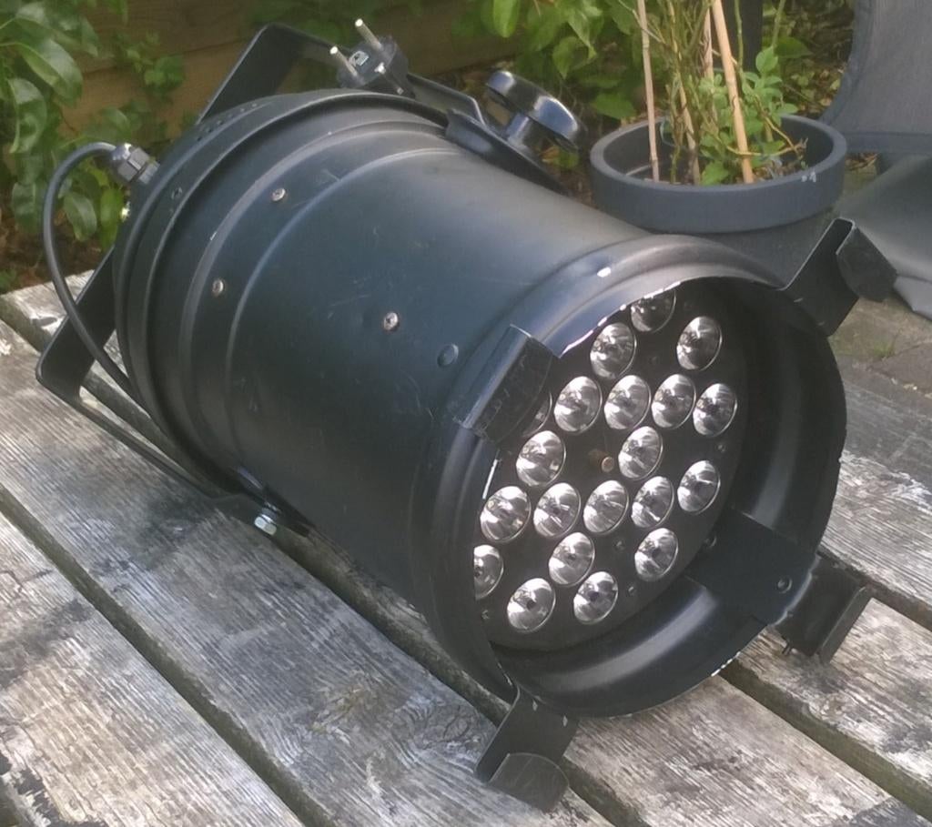 Verlichting PAR-64 LED Showtec, Muziek en Instrumenten, Licht en Laser, Ophalen of Verzenden, Gebruikt, Licht, Geluidgestuurd