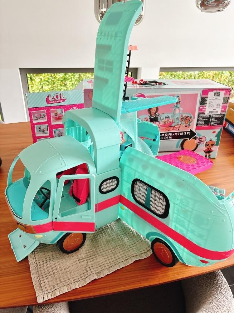 L.O.L. Surprise OMG Glamper (Blue) + 30 extra popjes, Enfants & Bébés, Jouets | Maisons de poupées, Utilisé, Maison de poupées