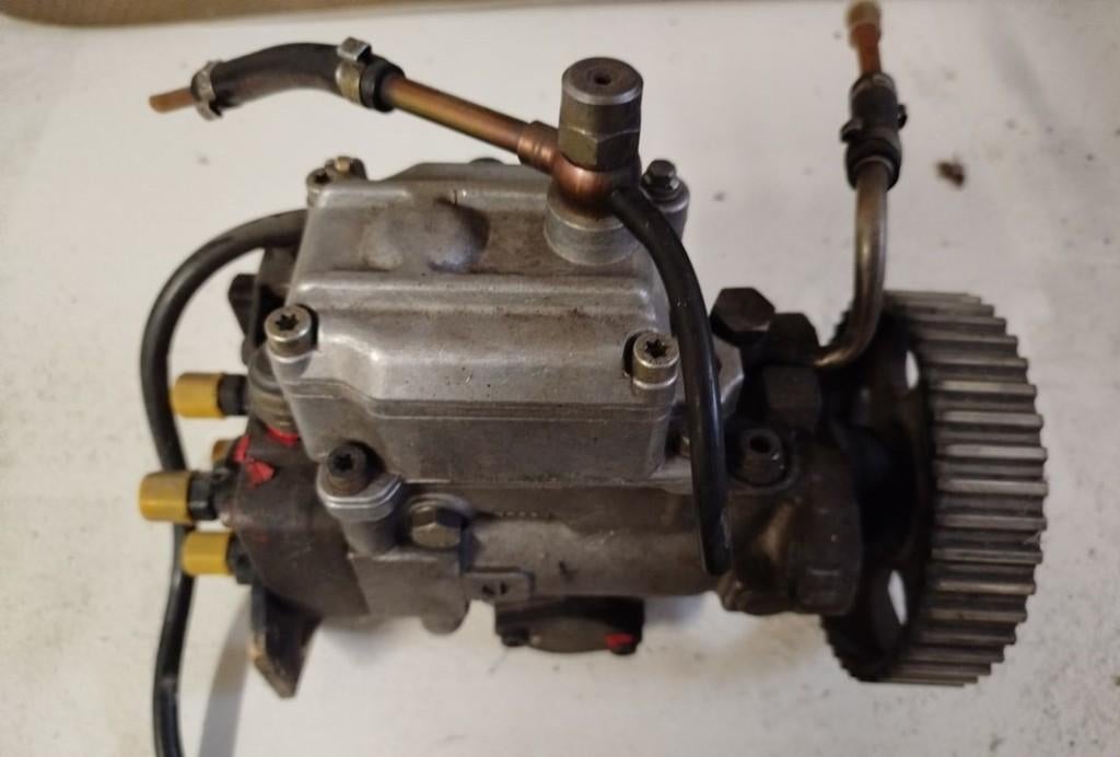 Pompe À injection haute pression 1.9tdi Audi 80 Cabriolet, Enlèvement, Audi